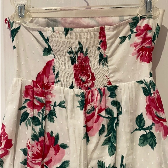 Urban Outfitters White Floral Strapless Dress - Picture 4 of 7